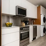 Desirable 1Br In Quartier Des Spectacles By Sonder