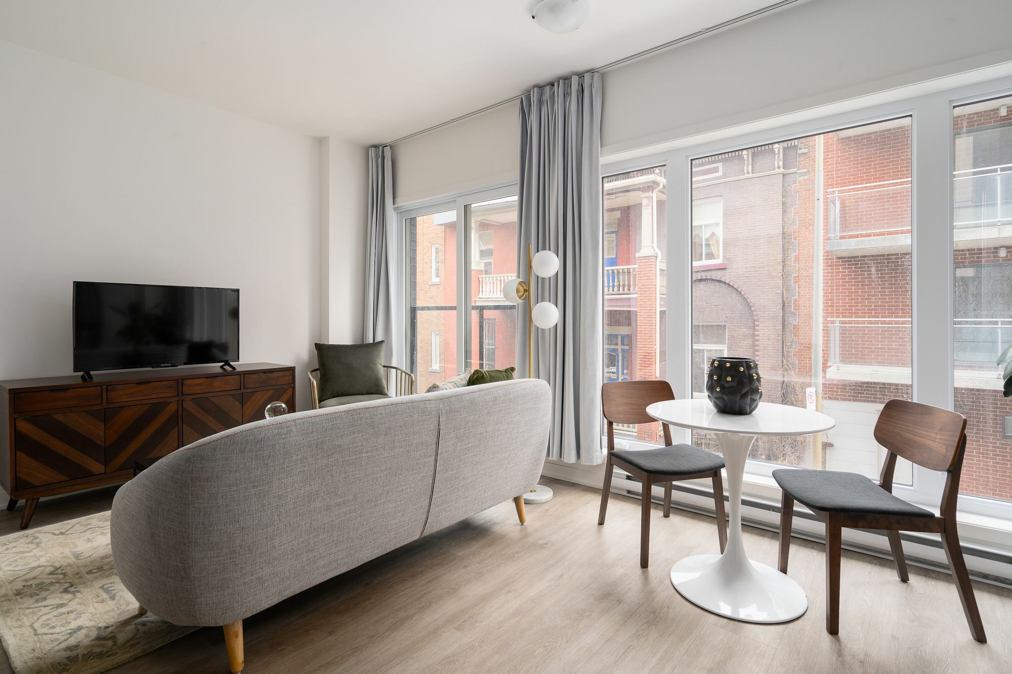 Desirable 1br In Quartier Des Spectacles By Sonder Montreal