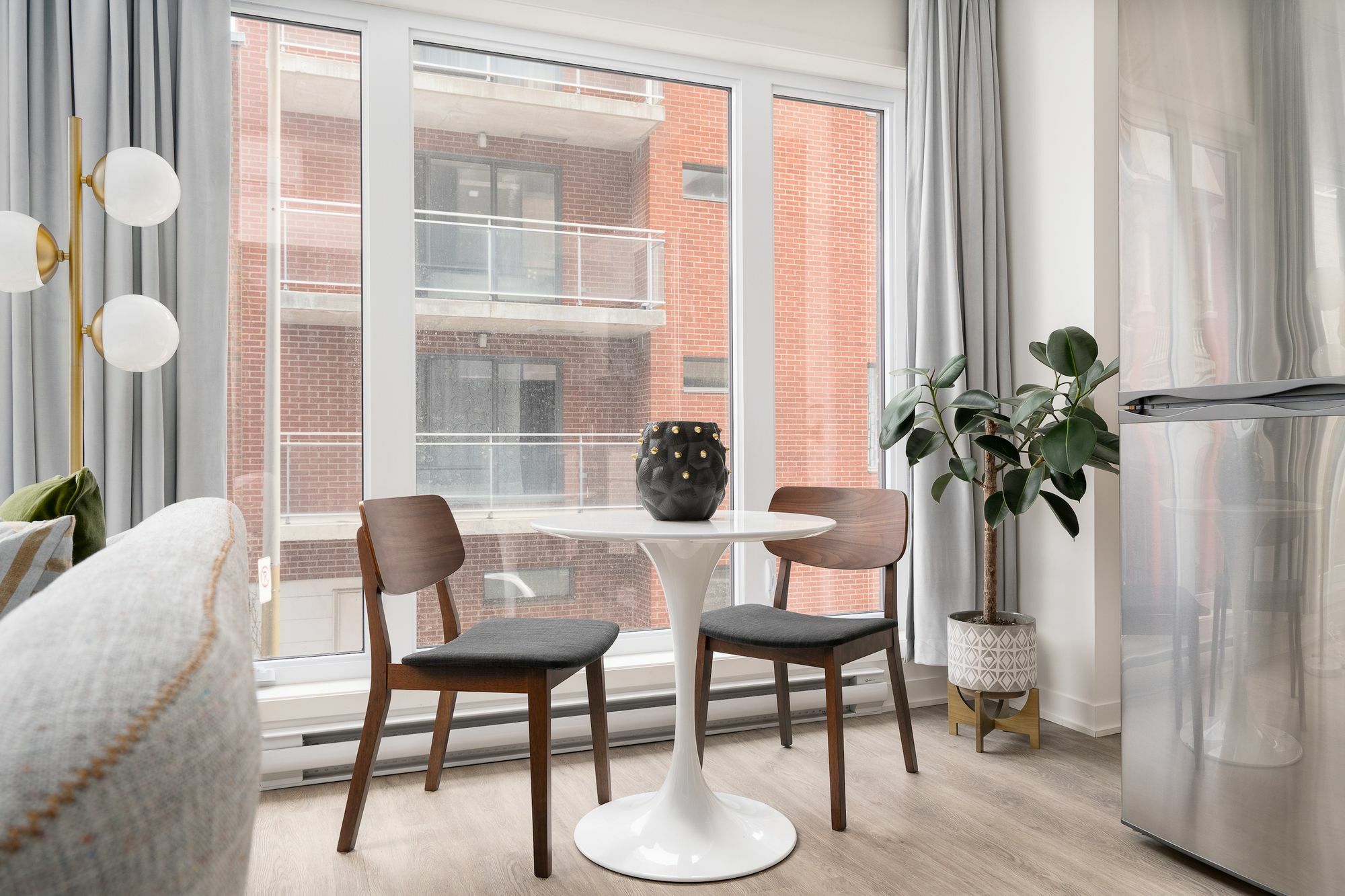 Apartment Desirable 1br In Quartier Des Spectacles By Sonder Montreal